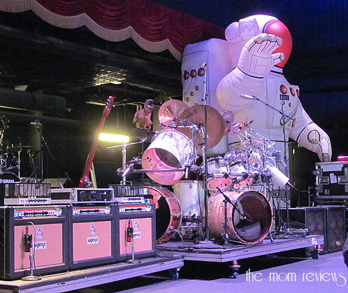 Brooklyn Bowl Las Vegas:  A Little Bowling, A Few Drinks, and a Primus Sound Check!